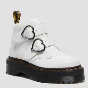 NWT Dr. Martens Devon Heart White Leather Boots